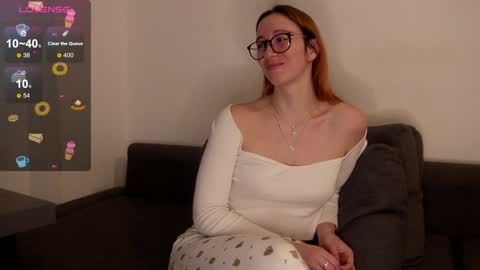 Samara From The Well online show from December 18, 8:03 pm