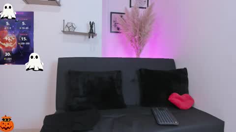 Snapshot of samarahanss chatting on October 22, 11:15 am samara online show from October 22, 11:15 am