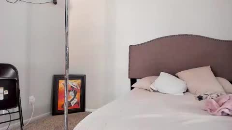 Snapshot of samatha1998 chatting on October 16, 10:45 pm Yaya online show from October 16, 10:45 pm