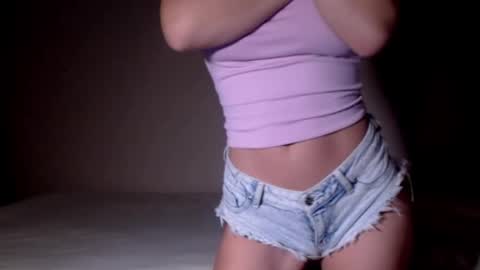 Snapshot of samdemia chatting on October 30, 2:47 am Sam Demia online show from October 30, 2:47 am