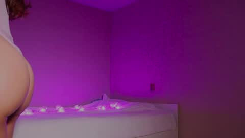 Snapshot of samdemia chatting on January 11, 2:20 am Sam Demia online show from January 11, 2:20 am