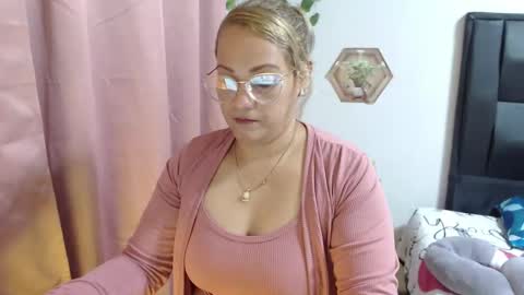 SAMIRA online show from October 18, 6:53 pm