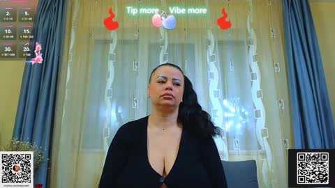     online show from December 11, 8:39 pm