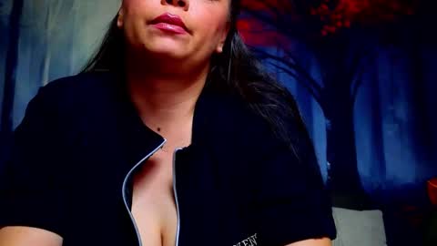     online show from March 1, 9:47 pm