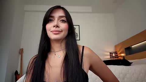 Maria online show from December 4, 9:02 pm