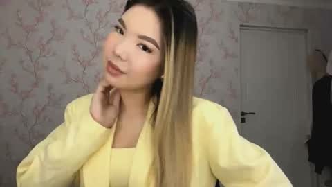 Elina online show from February 24, 9:19 am