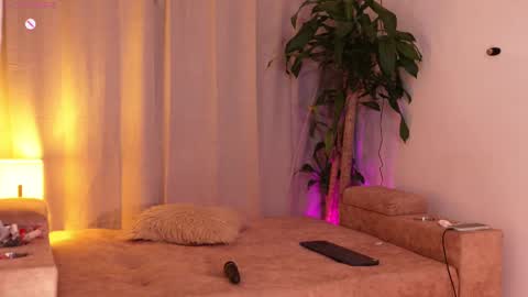 Sammy online show from October 4, 12:38 am