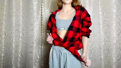 Sam   online show from February 9, 3:12 pm