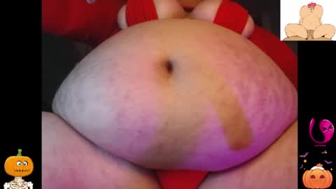 Snapshot of samy_belly32 chatting on October 8, 1:54 am loredy samantha online show from October 8, 1:54 am