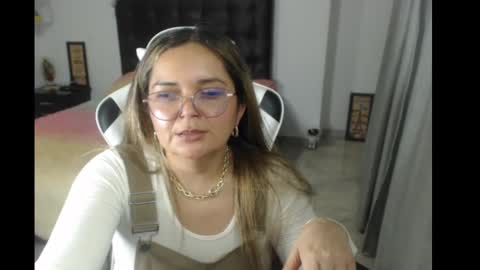 Snapshot of samy_vsn chatting on February 28, 3:37 am samy_vsn online show from February 28, 3:37 am