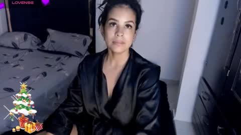 Snapshot of samykiss chatting on December 23, 12:41 pm SamyHolbrook online show from December 23, 12:41 pm