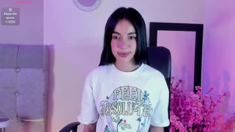 Snapshot of samylewis4_20 chatting on December 18, 11:51 pm sammy online show from December 18, 11:51 pm