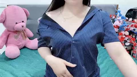 sanami_sian_ online show from April 11, 6:52 am