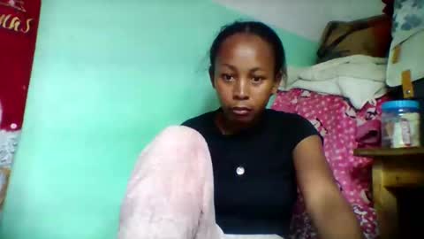 Snapshot of sandra1253099 chatting on October 5, 6:24 pm sandra1253099 online show from October 5, 6:24 pm