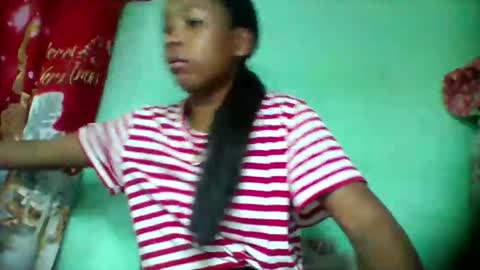 Snapshot of sandra1253099 chatting on September 18, 6:23 am sandra1253099 online show from September 18, 6:23 am