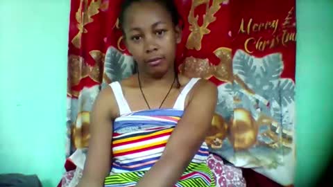 Snapshot of sandra1253099 chatting on October 11, 6:40 am sandra1253099 online show from October 11, 6:40 am