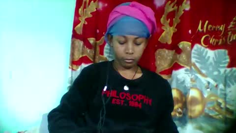 Snapshot of sandra1253099 chatting on September 25, 9:41 am sandra1253099 online show from September 25, 9:41 am