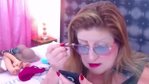 Snapshot of sandra_20_ chatting on September 22, 11:19 am SANDRA online show from September 22, 11:19 am