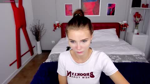 SaraLeone online show from September 23, 7:06 am