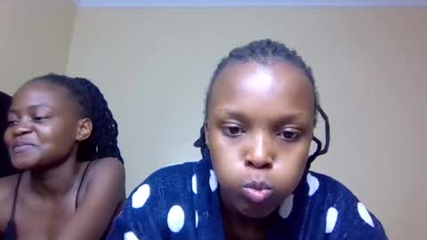 sandy online show from October 25, 8:55 am