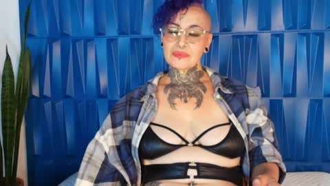 Sandy Rose online show from February 19, 4:55 pm