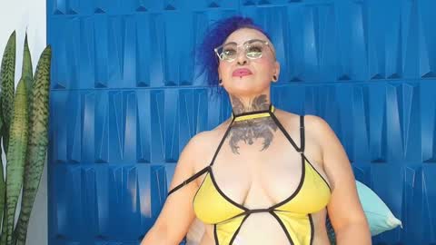 Sandy Rose online show from January 14, 4:50 pm