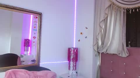 Saori Evans  online show from September 23, 10:19 pm