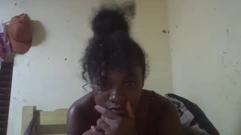 saphia online show from December 19, 7:39 pm