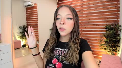 Valerin online show from January 7, 9:14 pm