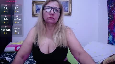 sara online show from October 12, 3:58 pm