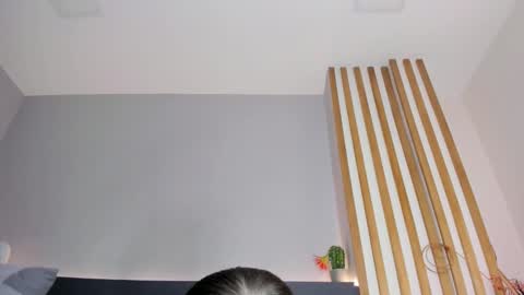 sara__jones_ online show from September 13, 11:29 am