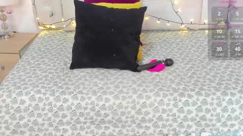 Sara online show from October 12, 7:38 pm