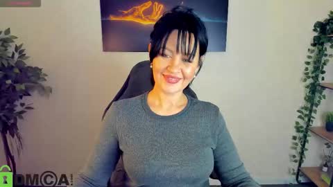 Sara online show from March 25, 9:56 am