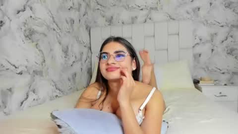 sara online show from June 27, 1:29 am