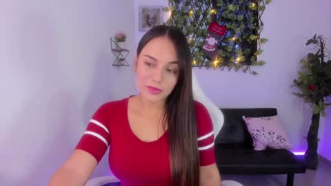 Sara online show from December 3, 11:32 am