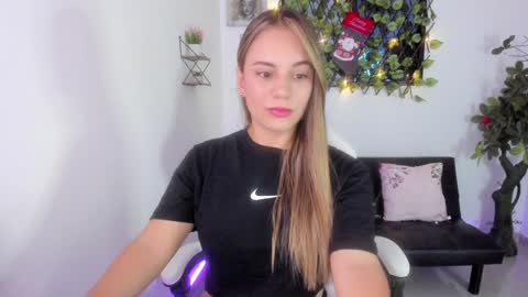 Sara online show from January 7, 12:09 pm