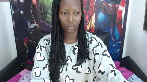 Snapshot of sara_marks chatting on February 28, 11:03 am S A R A online show from February 28, 11:03 am