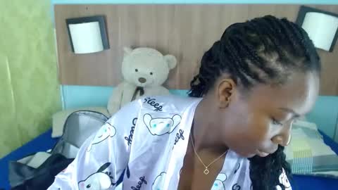 Snapshot of sara_marks chatting on September 15, 11:51 am S A R A online show from September 15, 11:51 am