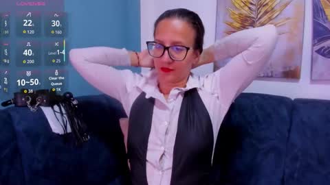 Sara   online show from January 9, 12:53 pm