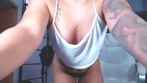 Sara online show from February 15, 2:11 pm
