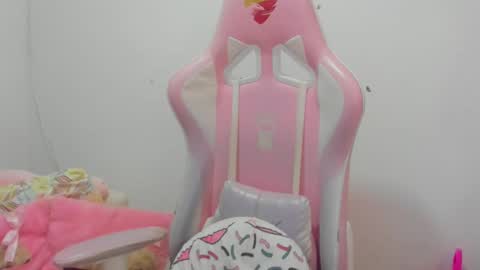 Sarah Ramirez online show from December 27, 4:26 am
