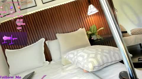 sara online show from November 30, 4:49 am