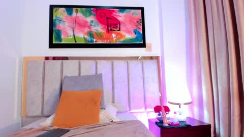 SaraBloom online show from December 27, 6:10 pm