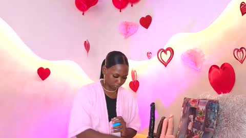 saraaguzman online show from February 24, 7:23 pm