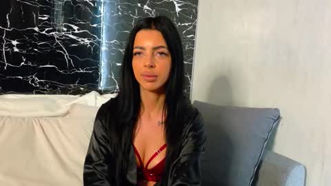 saraayy_ online show from September 29, 10:09 am