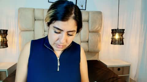 sarablonde_t online show from April 25, 7:33 pm