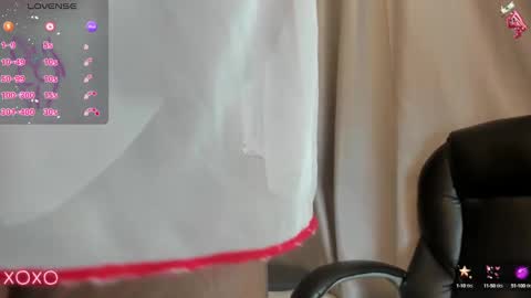 Snapshot of saraby_blandon chatting on January 9, 10:31 am   online show from January 9, 10:31 am