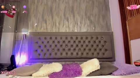 Snapshot of saraby_blandon chatting on February 12, 10:35 am   online show from February 12, 10:35 am