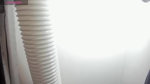 Snapshot of saraby_blandon chatting on January 26, 10:45 am   online show from January 26, 10:45 am