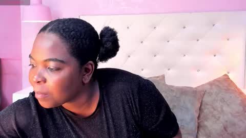 saradunss online show from October 12, 3:47 pm